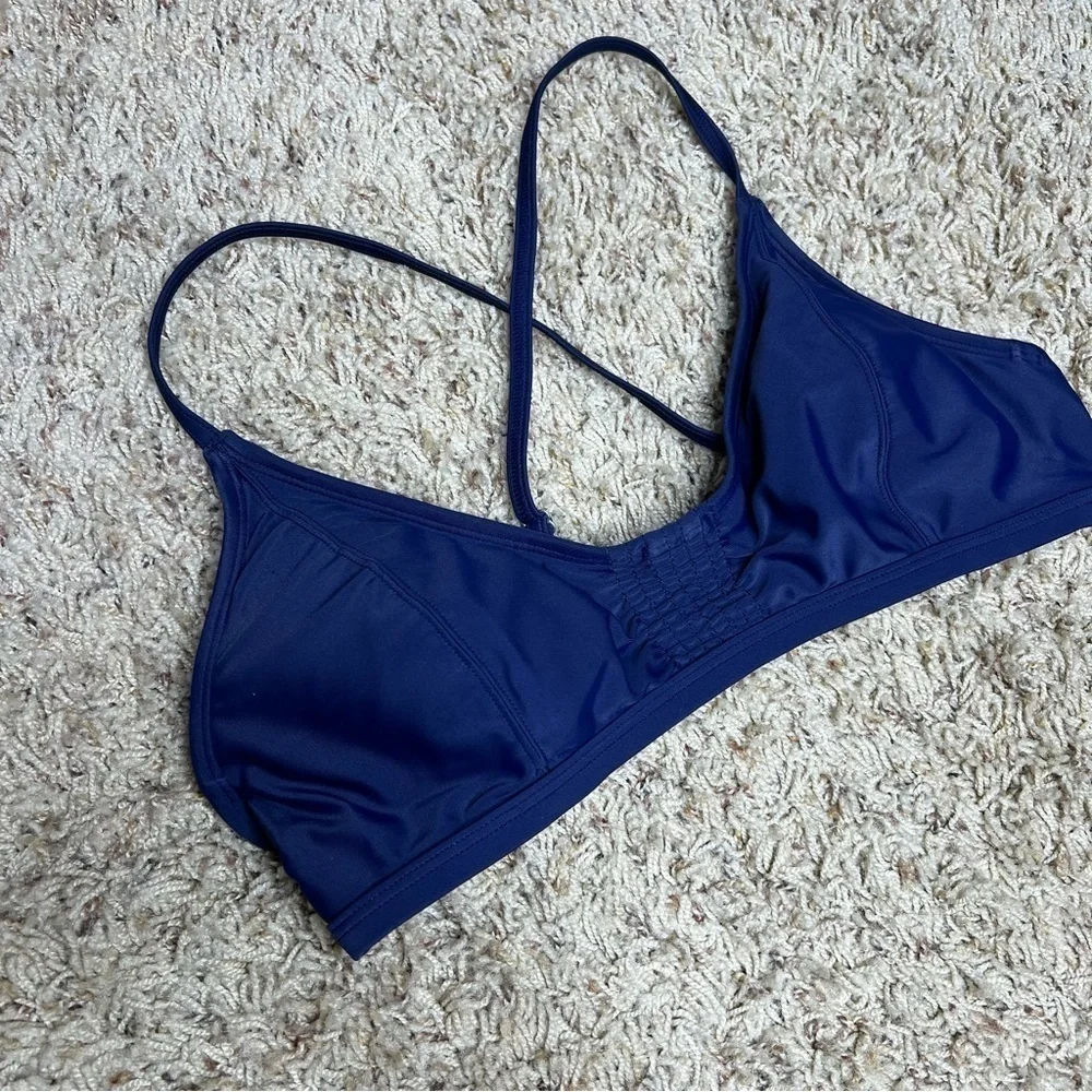 Athleta Navy Convertible Bra